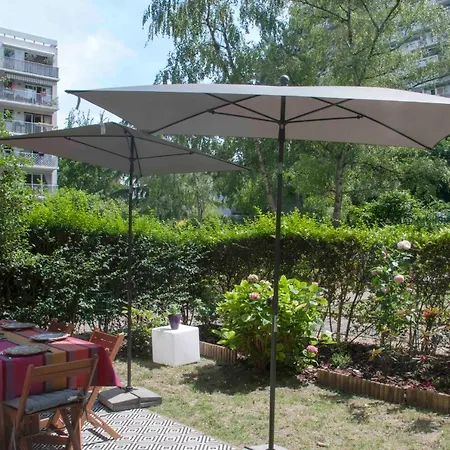 Апартаменты Charming Near Montparnasse