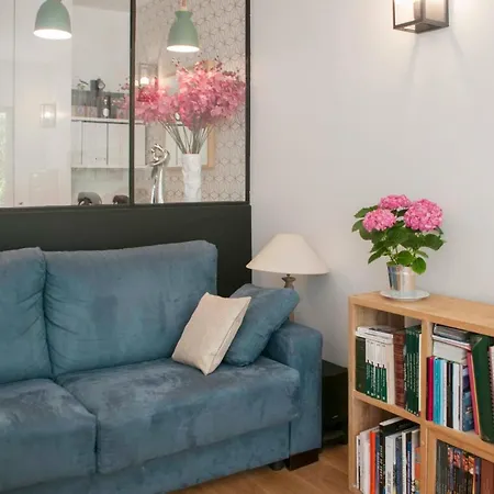 Апартаменты Charming Near Montparnasse