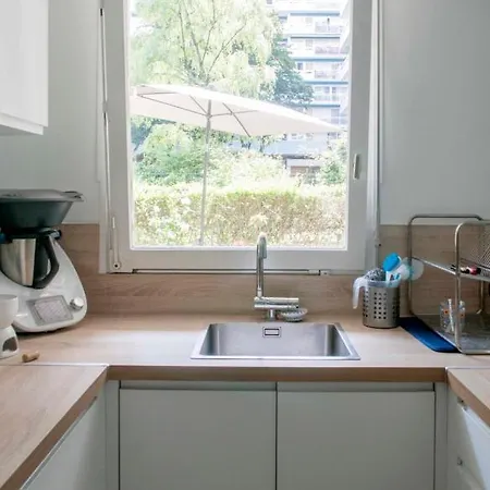 Апартаменты Charming Near Montparnasse
